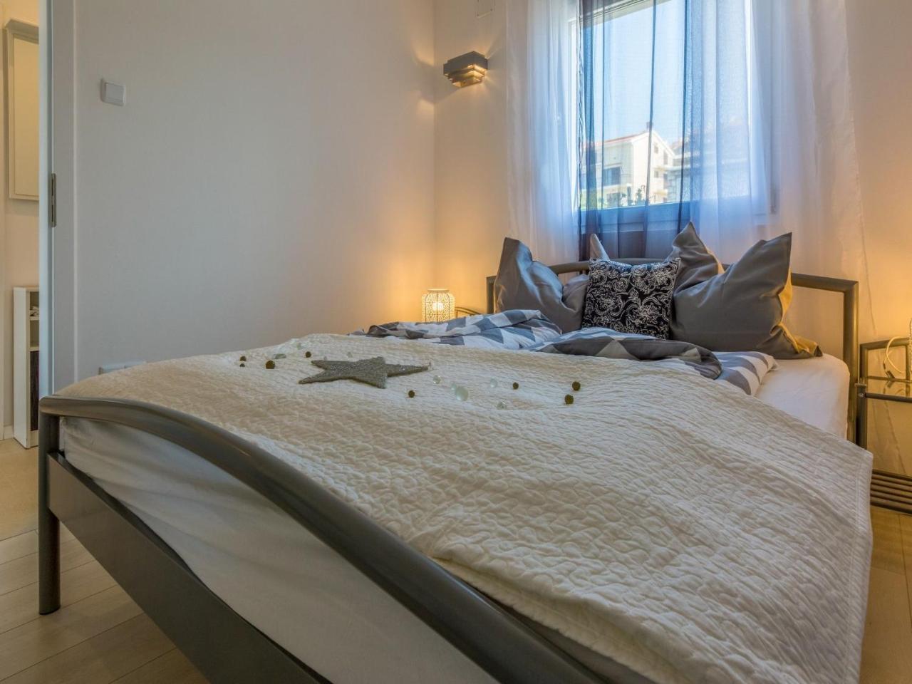 Apartments Lavarin Novi Vinodolski Exteriér fotografie