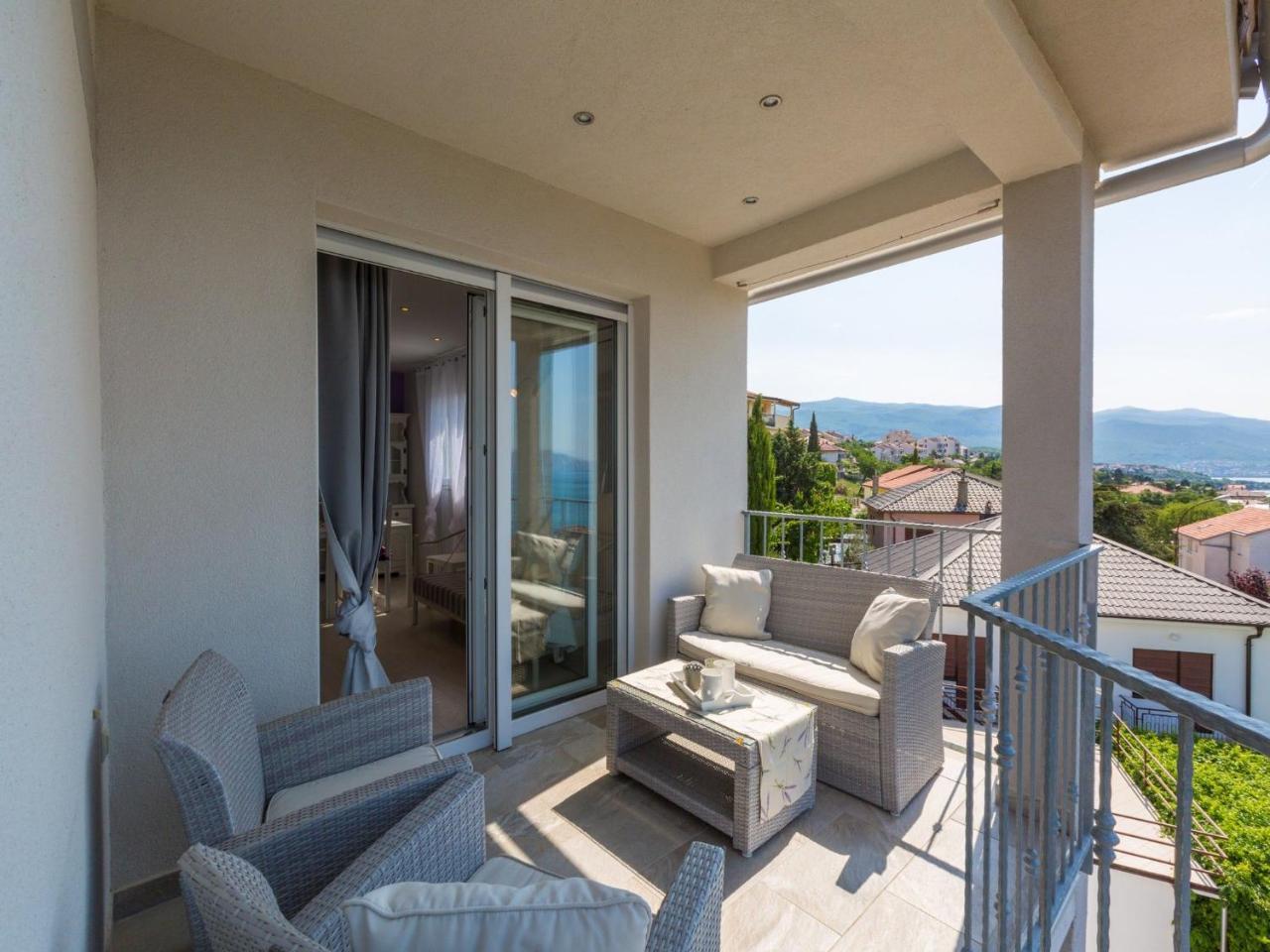 Apartments Lavarin Novi Vinodolski Exteriér fotografie
